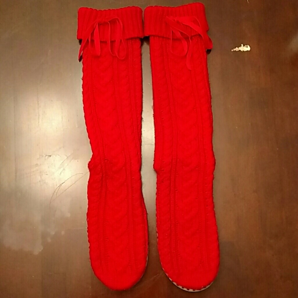 SALE! Aerie Slipper Socks